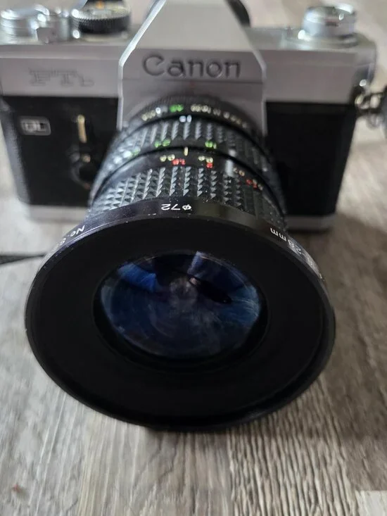 Canon FTb QL Silver 35mm SLR Film Camera Bundle FD 50mm F/1.8 SC Lens 2x-A Cases - Picture 5 of 16